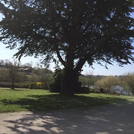 Le Petit Monty Gite Vue Etang Feriehus